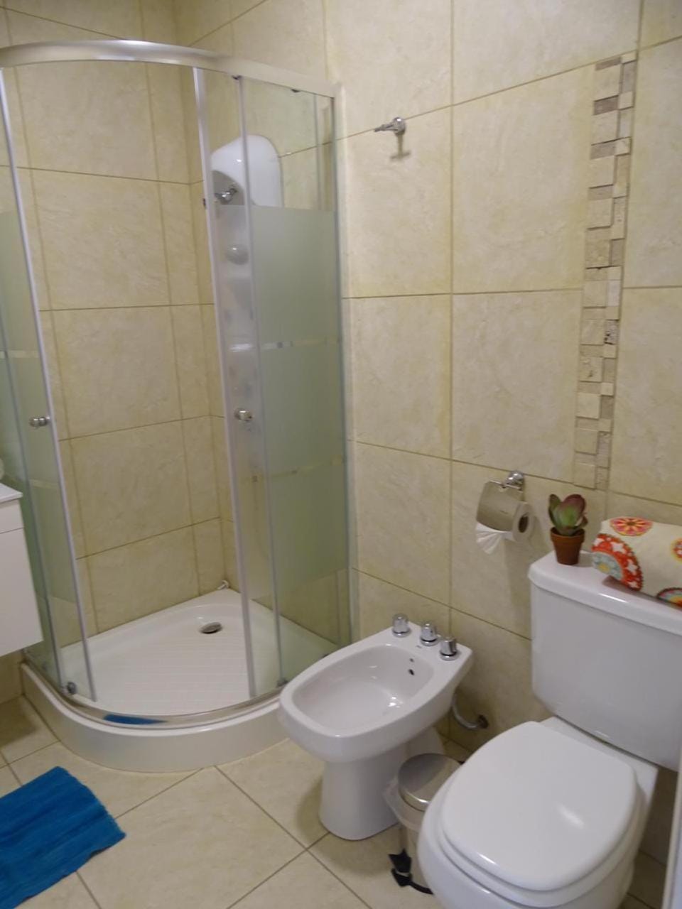 Shower, Photo of the whole room