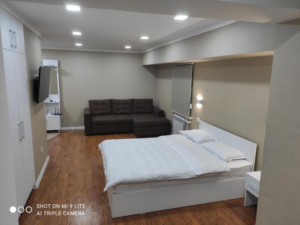 Seating area, Bedroom