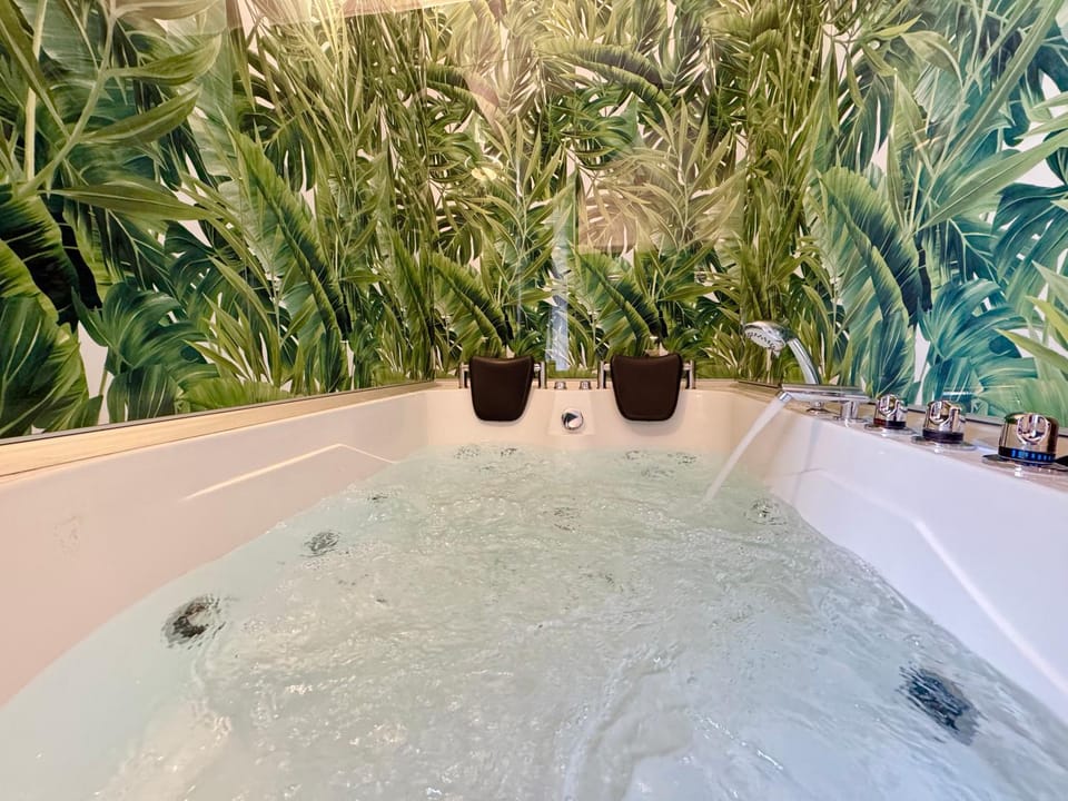 CANTU' SUITE Bed and Breakfast in Catania
