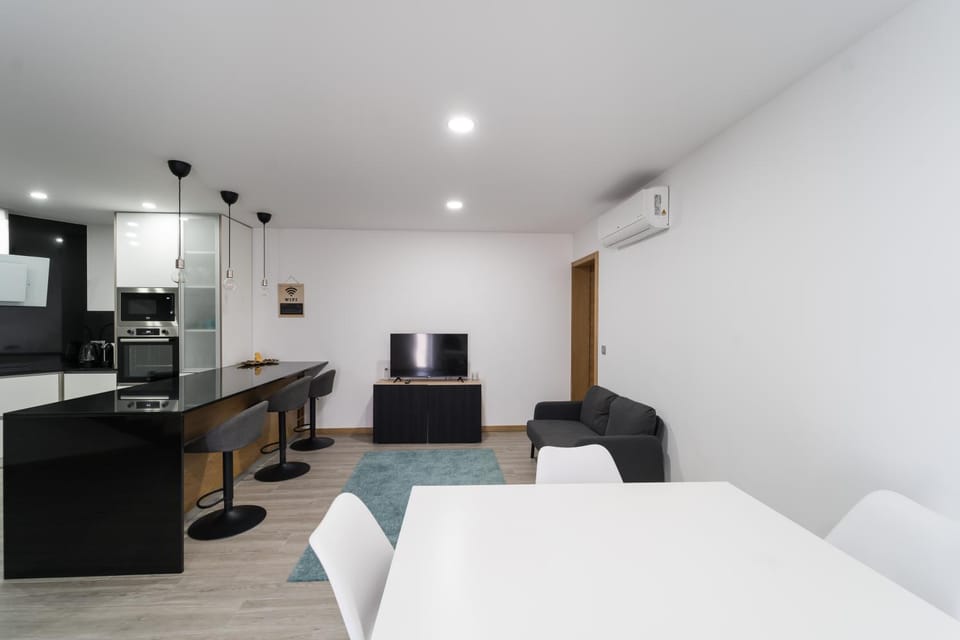 TV and multimedia, Dining area, kitchen