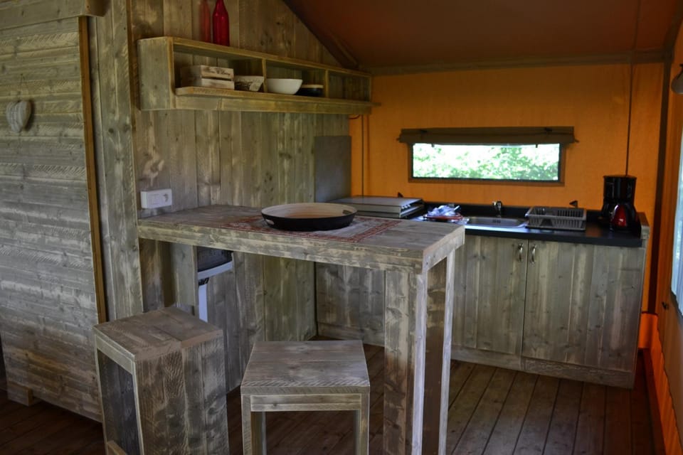 Les lodges du Moulin Luxury tent in Occitanie