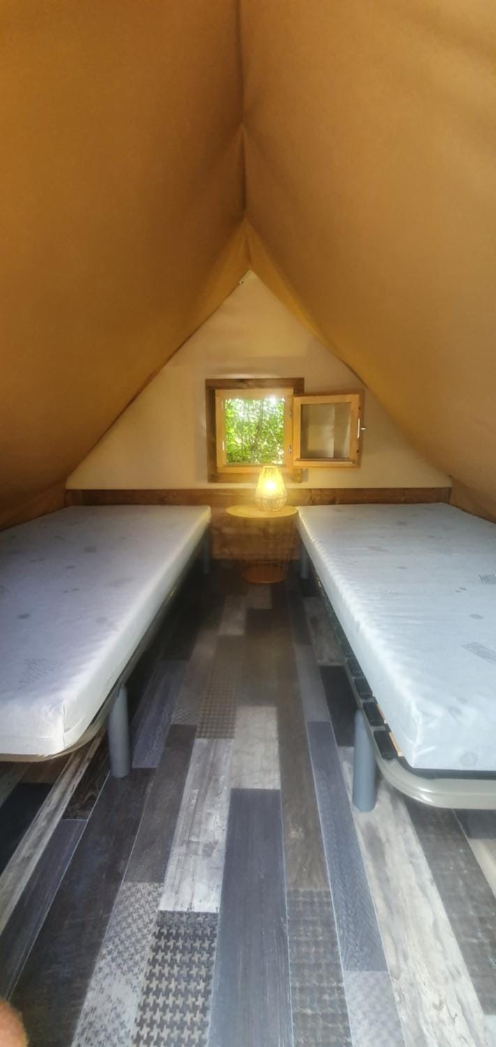 Les lodges du Moulin Luxury tent in Occitanie