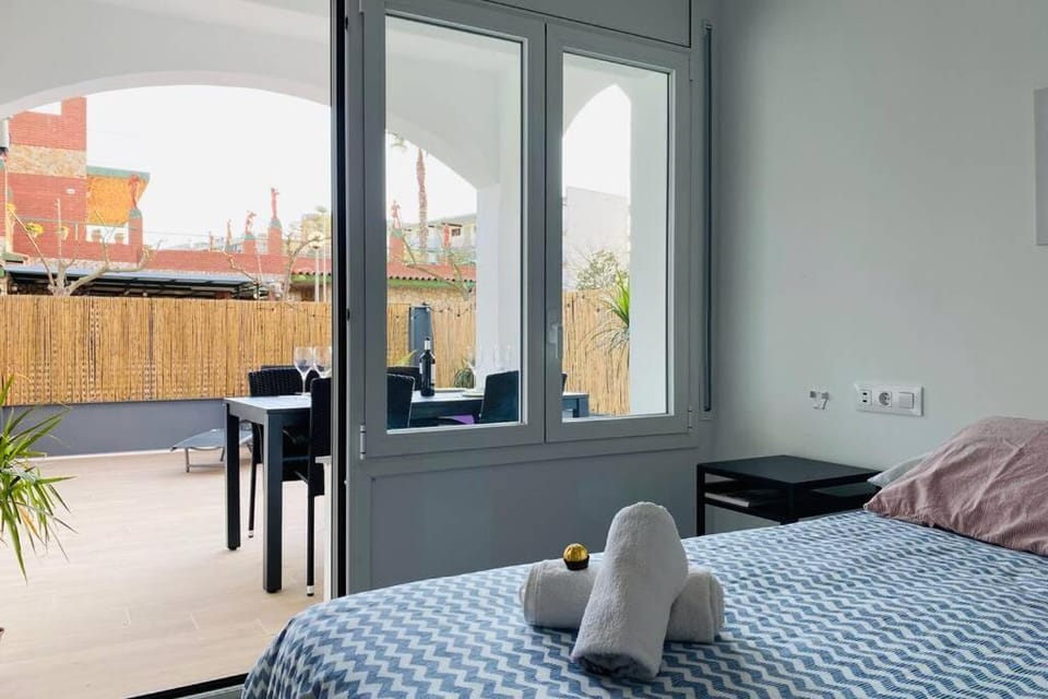 70 M2, APARTAMENTO CERCA DE LA PLAYA, APTO MINUSVALIDOS. Apartment in Roses