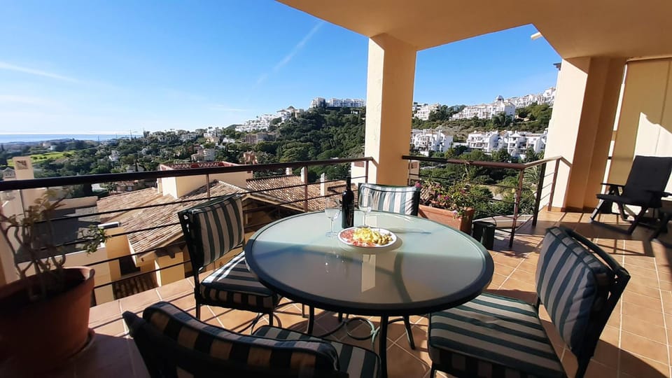 View (from property/room), Balcony/Terrace, Sea view