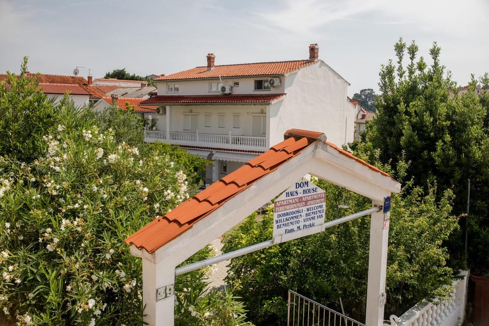 Rab Retreat - 3 Bedroom Apartment Apartment in Primorje-Gorski Kotar County