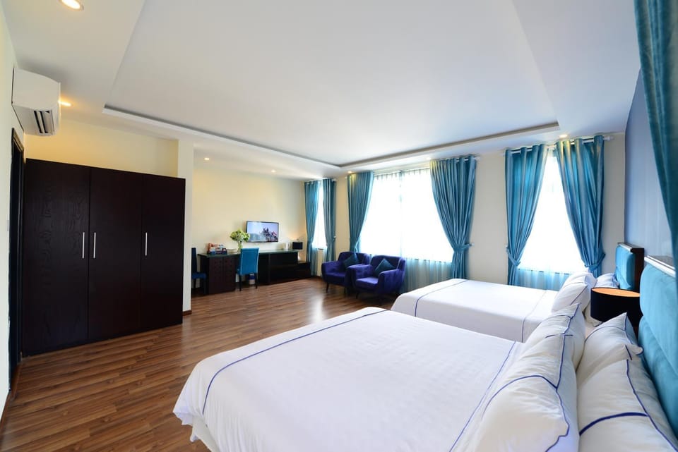 Balcony/Terrace, Bedroom, City view