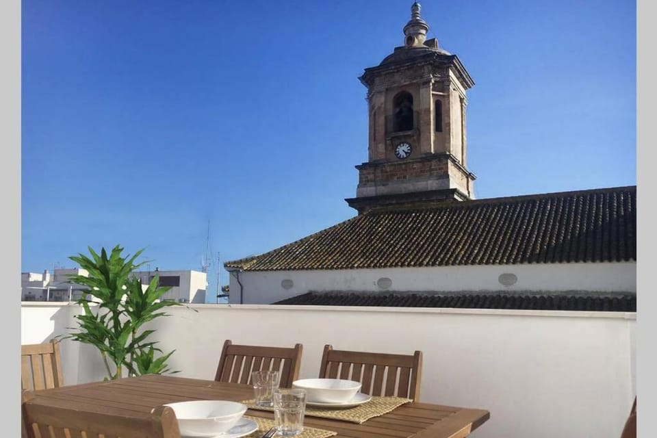 Suite by Hawkins Atico Apartment in Algeciras