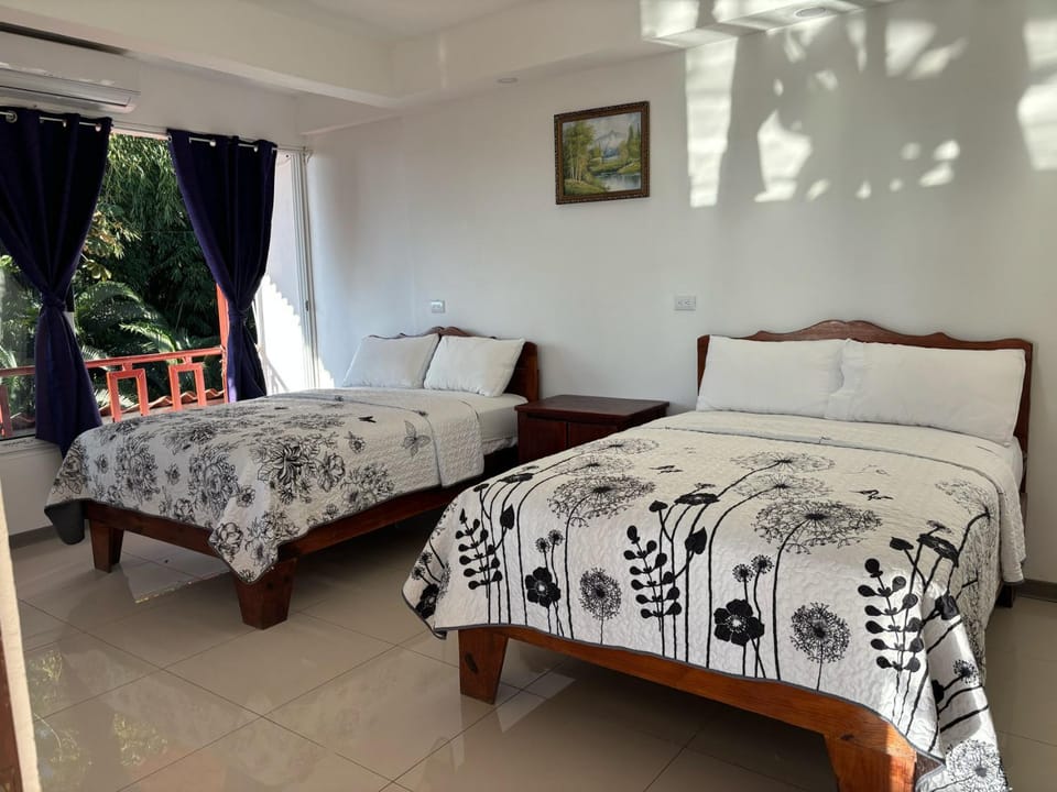 Hotel Coco Beach Hotel in Quepos