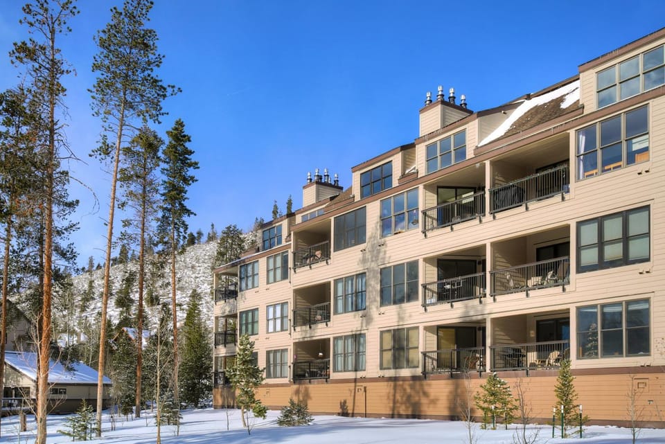 Aspen Ridge Condominiums by Vail Resorts Resort in Keystone