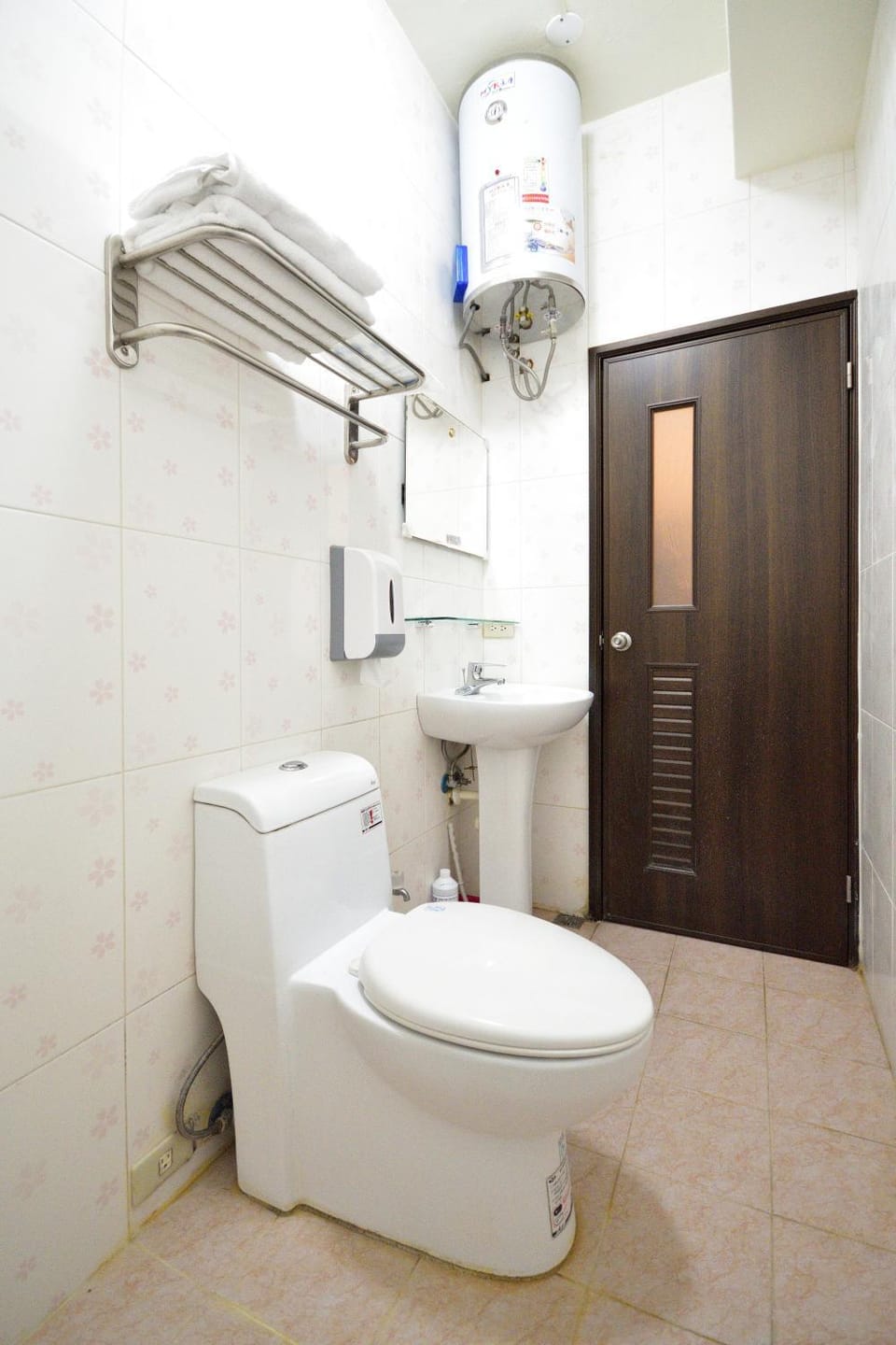 Comma Inn Vacation rental in Taiwan, Province of China