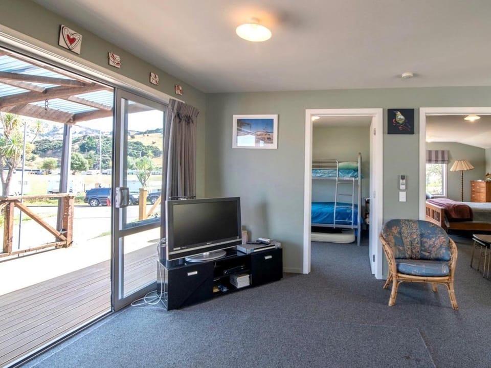 Bay Bliss - Akaroa Holiday Home House in Canterbury