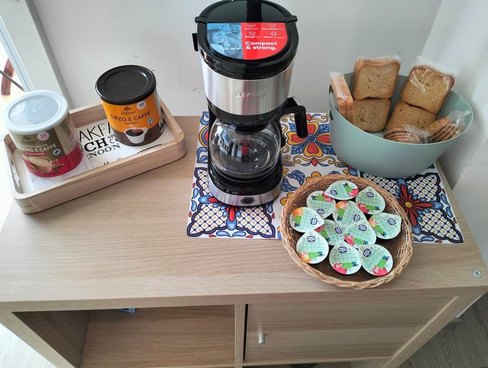 Coffee/tea facilities