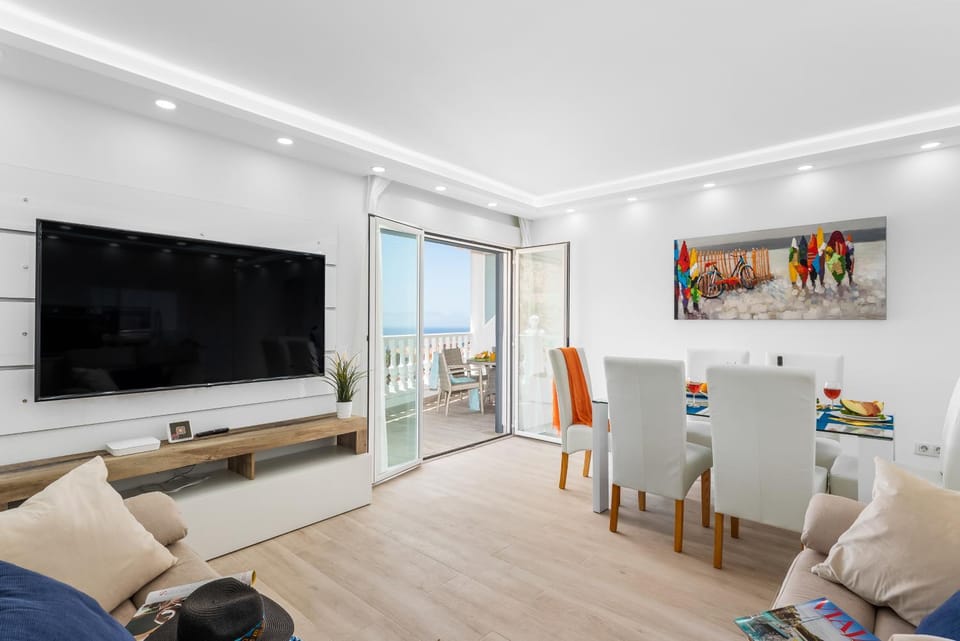 TV and multimedia, Living room