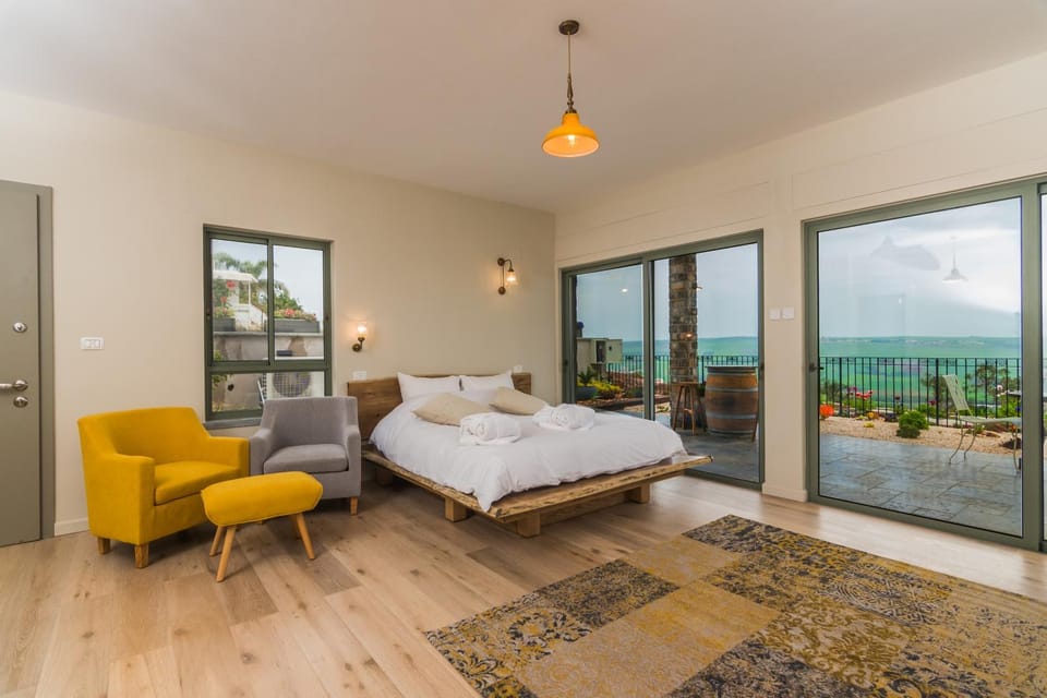 Natural landscape, View (from property/room), Bedroom