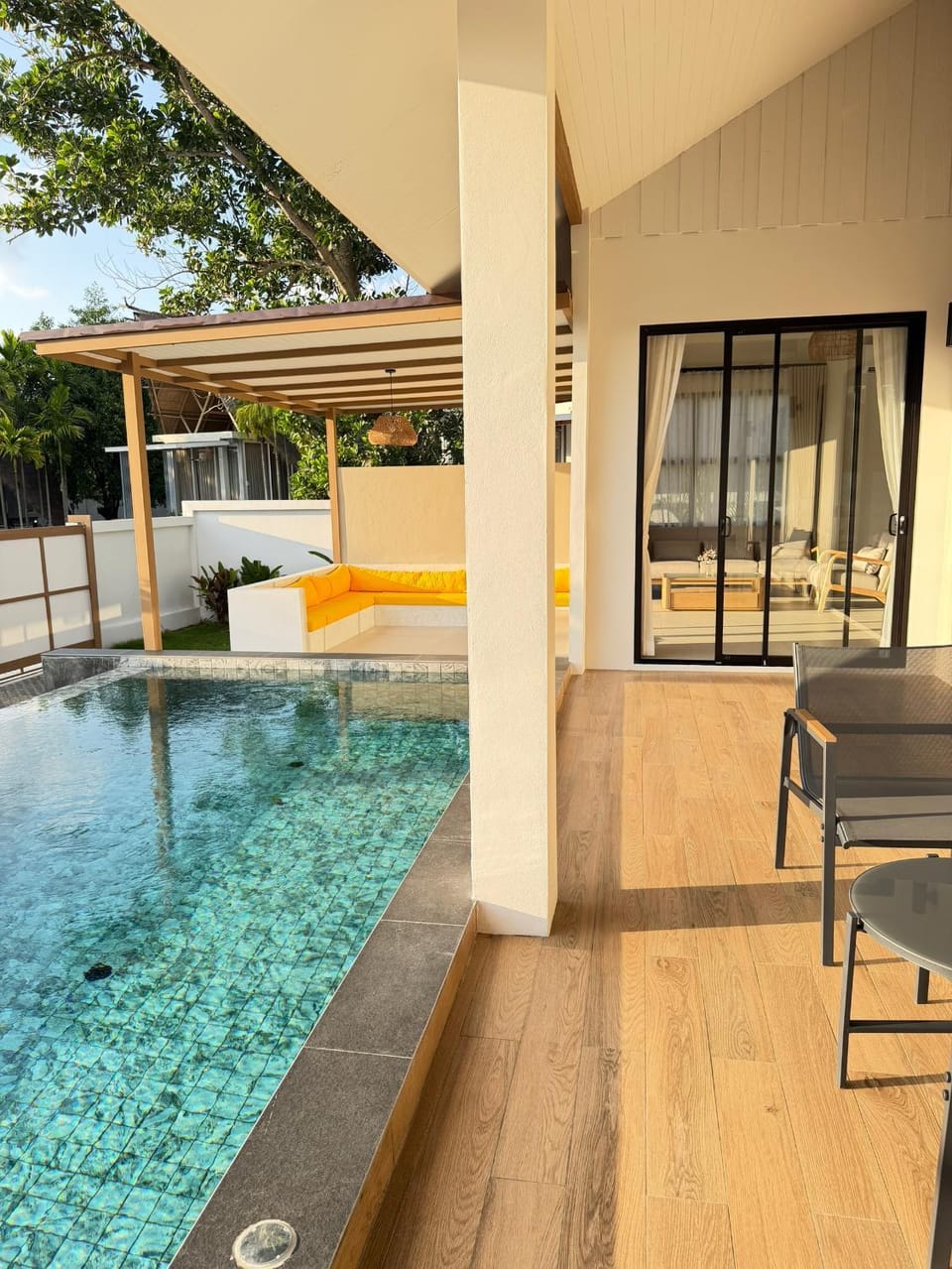 Swimming pool