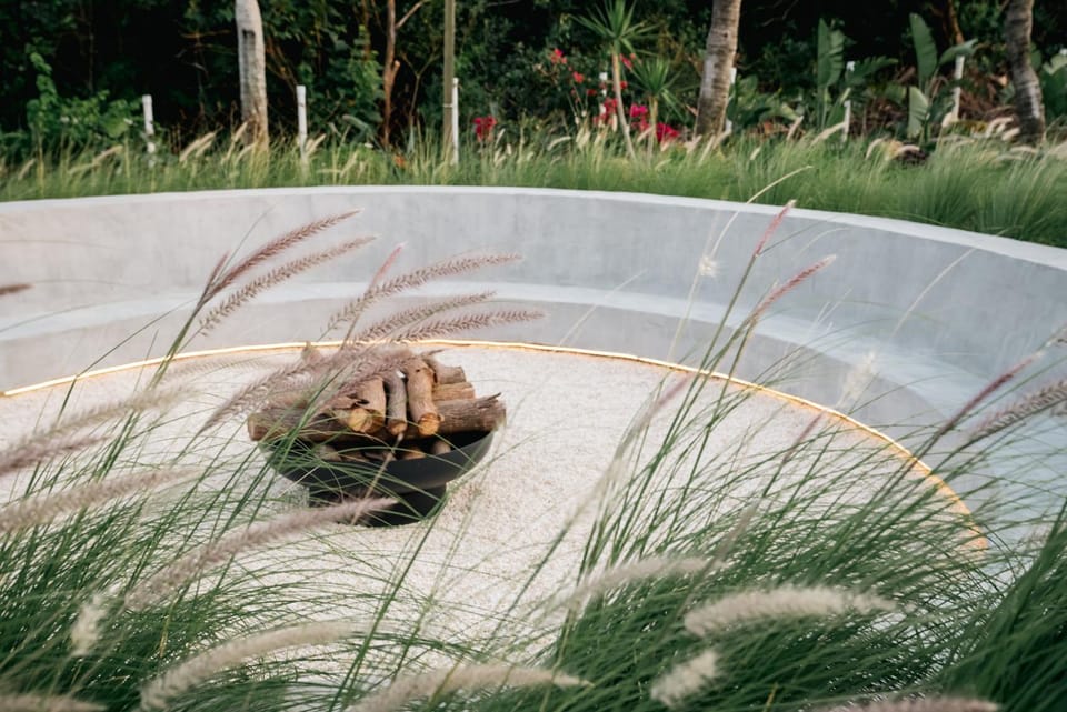 Grass Hotel Bed and Breakfast in Hengchun Township