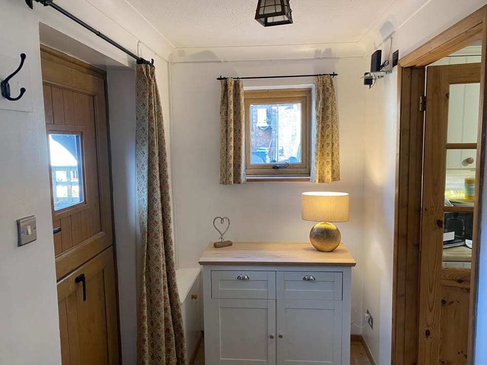 2 Regent Square House in Rother District