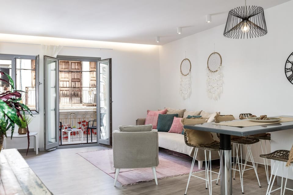Balcony/Terrace, Living room