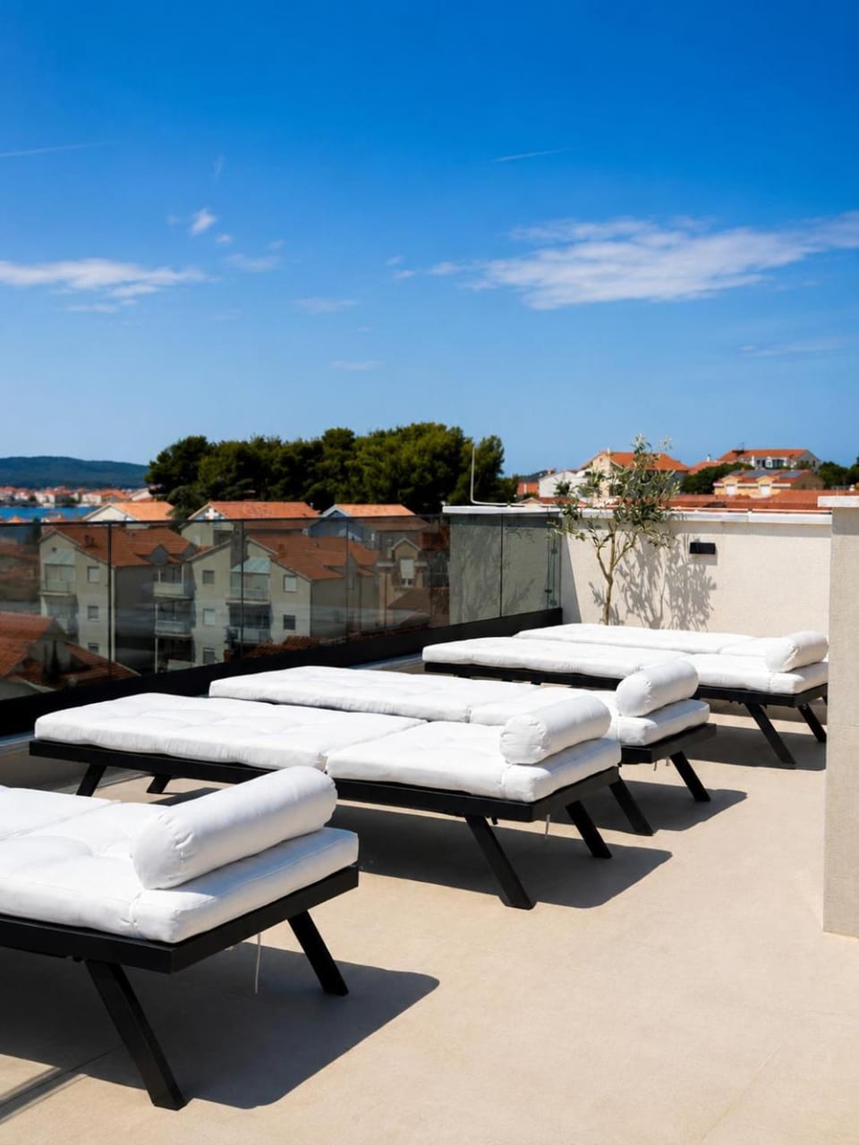 View (from property/room), Balcony/Terrace, Sea view, sunbed