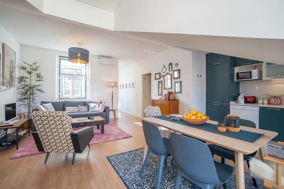 Jolly Jolie w Terrace Apartment in Lisbon