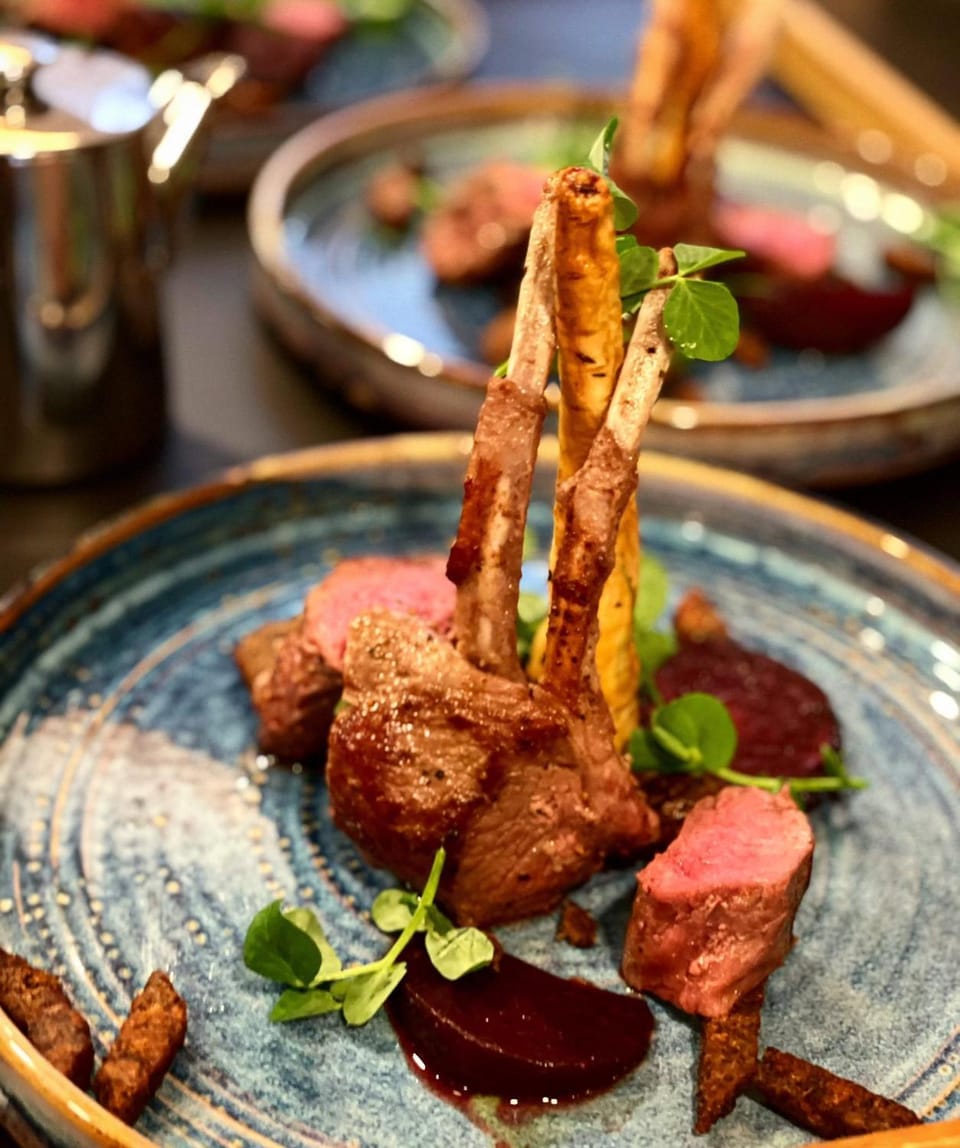 Restaurant/places to eat