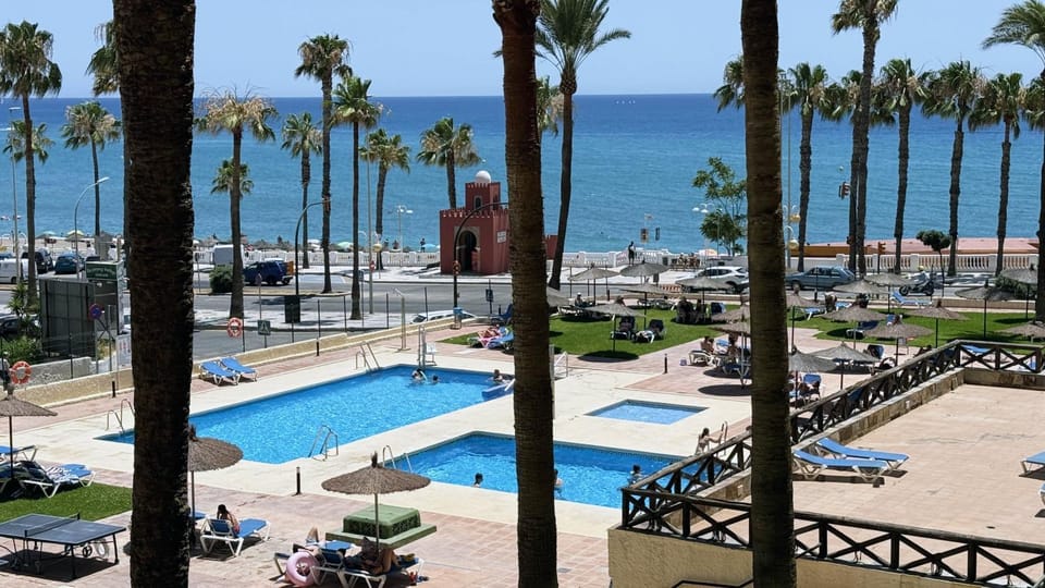 MSHome Brisa Marina Beach & Pool Apartment in Benalmadena