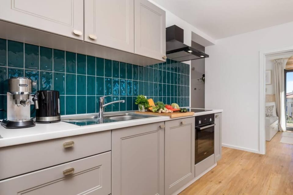 Coffee/tea facilities, Kitchen or kitchenette
