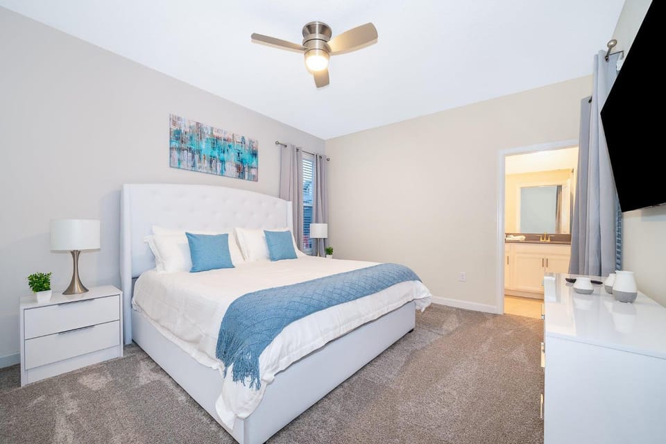 4352WS Villa 5 Beds & 5 Baths with Private Pool-Spa House in Kissimmee