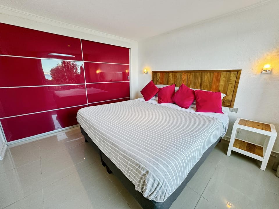 Puerto Velero Primera Línea Primer Piso al lado de la Playa! Apartment in Coquimbo Region