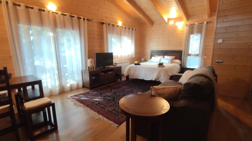 Bed, Living room