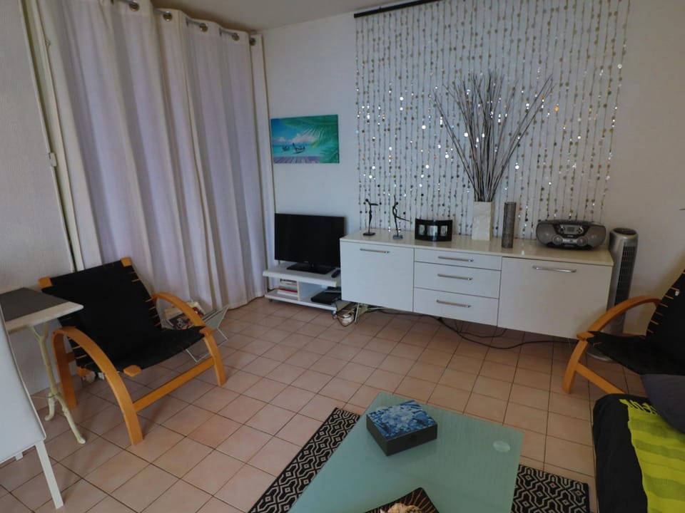 Studio cabine à Sète avec terrasse, parking privé, accès plage - FR-1-472A-156 Cabin in Occitanie