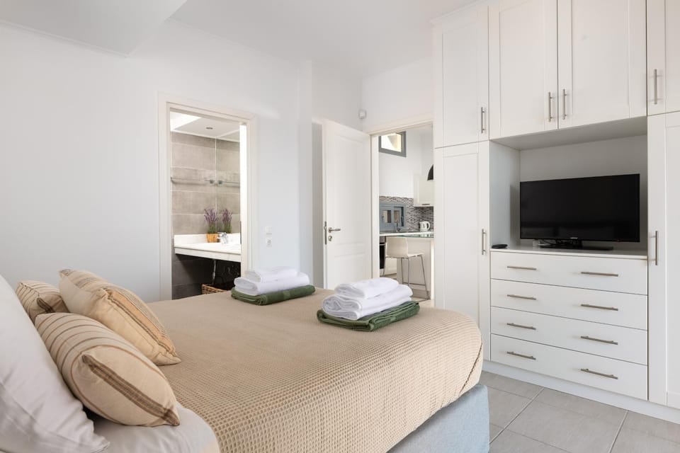 Villa Rocabella with heated pool & jacuzzi in Lindos Villa in Rhodes, Greece