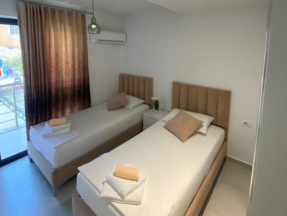City Glow Apartments Apartment in Sarandë