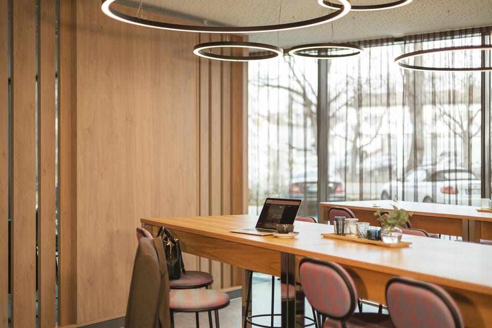 Meeting/conference room