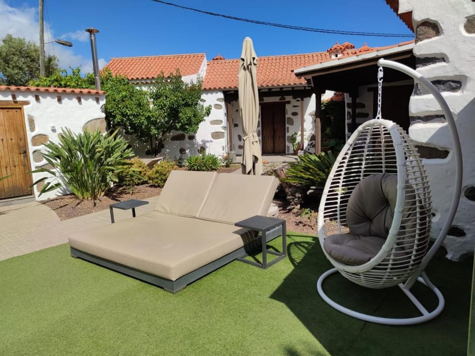 Garden view, sunbed