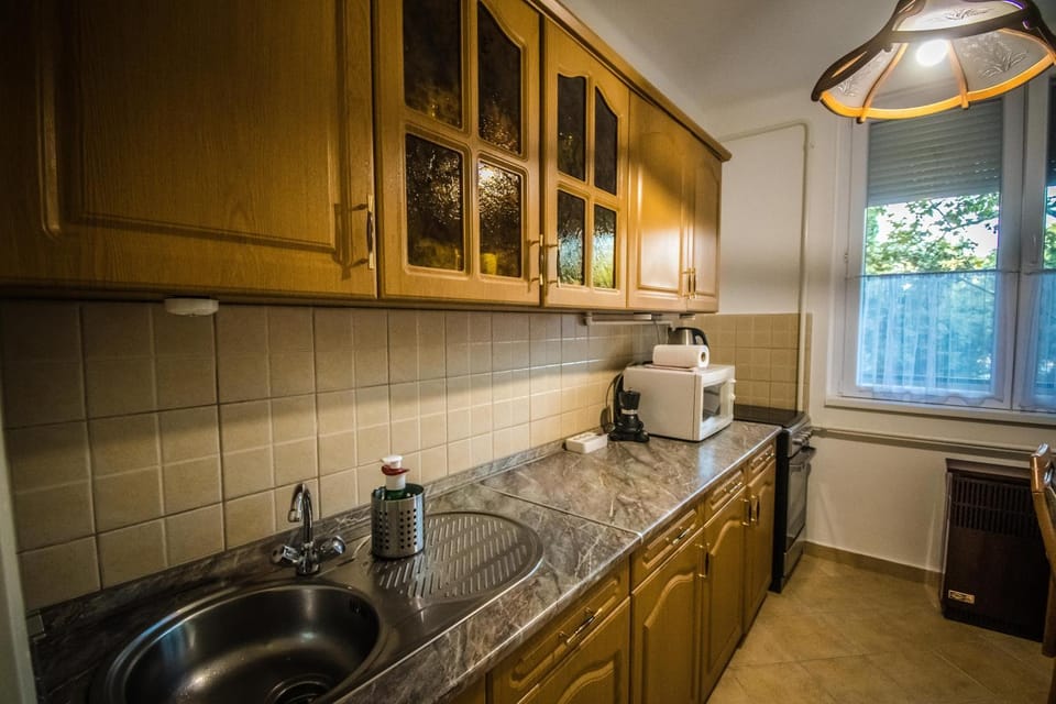 Főtér Apartman Apartment in Hungary