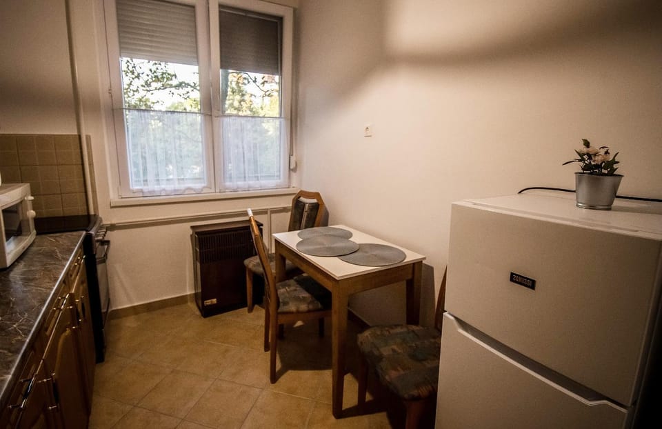 Főtér Apartman Apartment in Hungary