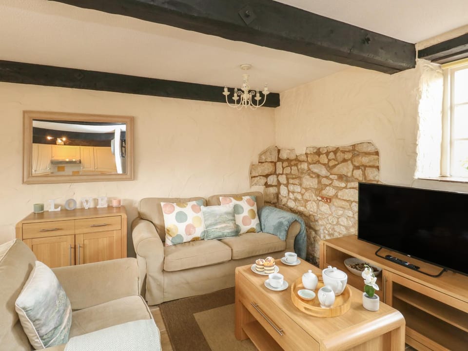 Laurel Cottage House in West Dorset District