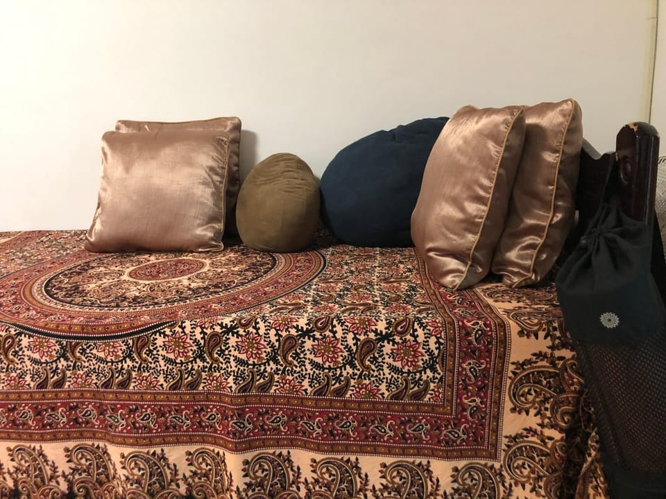 Bed, Seating area, On site