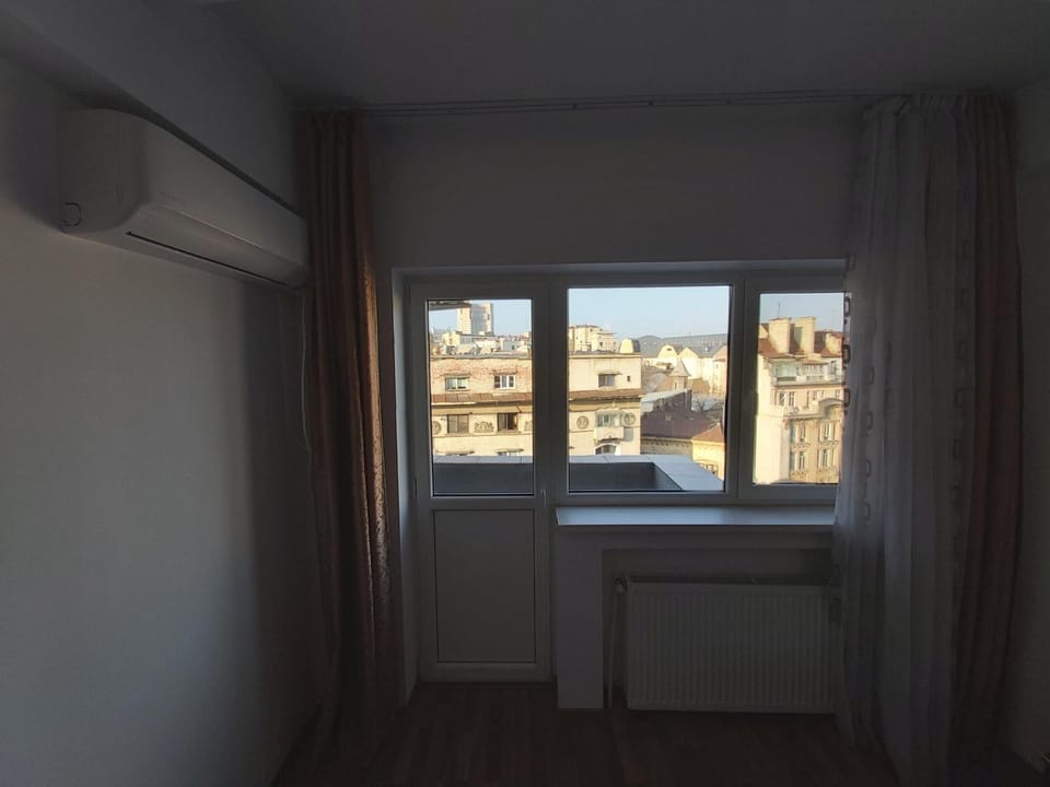 Warm Place In Old Town Apartment in Bucharest