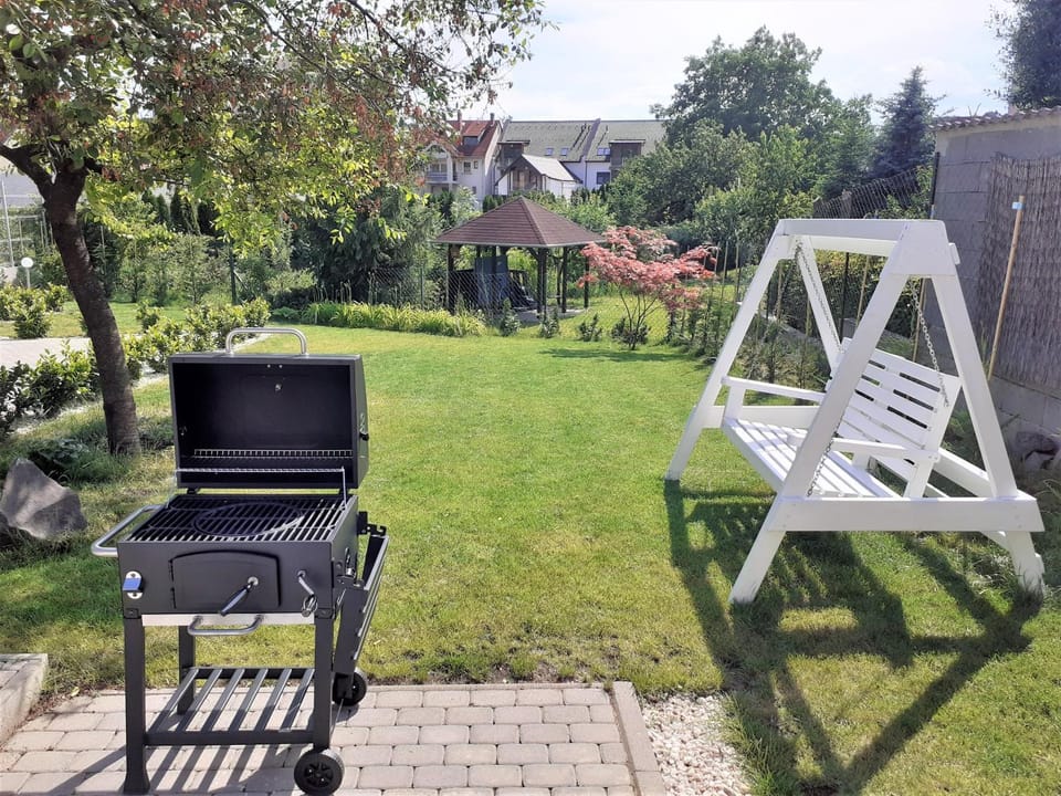 Garden, Garden view