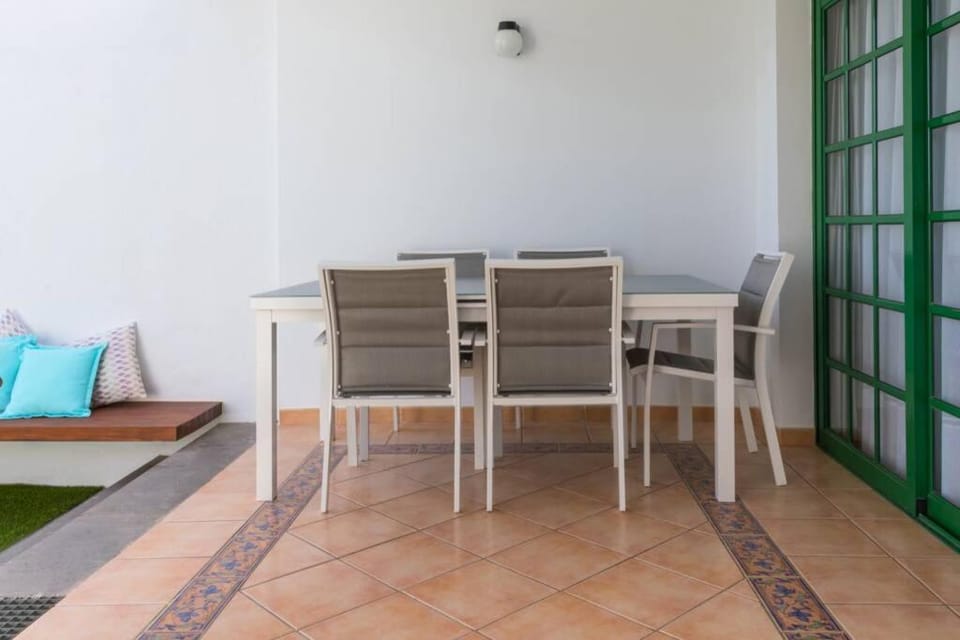 Balcony/Terrace, Dining area