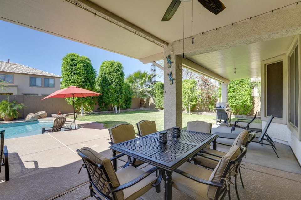 4 Mi to Surprise Stadium! Snowbird Haven w/ Pool House in Surprise