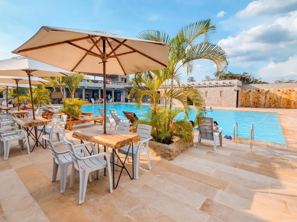 Patio, Day, Swimming pool, Swimming pool