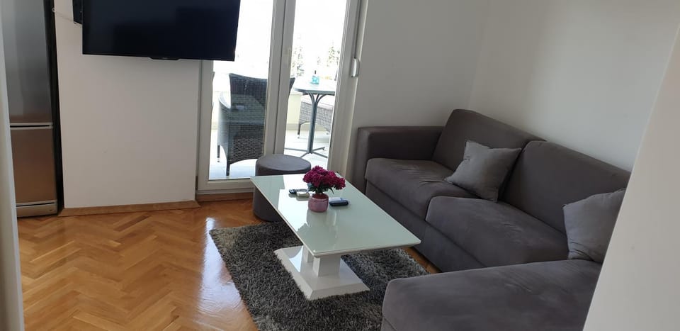 Apartman Petra Apartment in Makarska