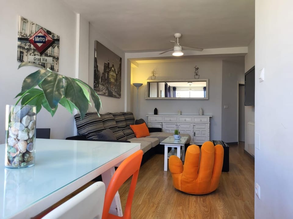Living room, Dining area, Sea view