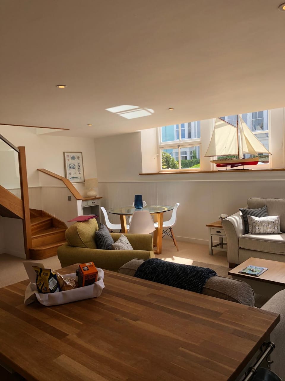 Lounge or bar, Dining area