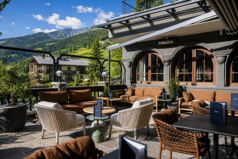Property building, Day, Natural landscape, Mountain view