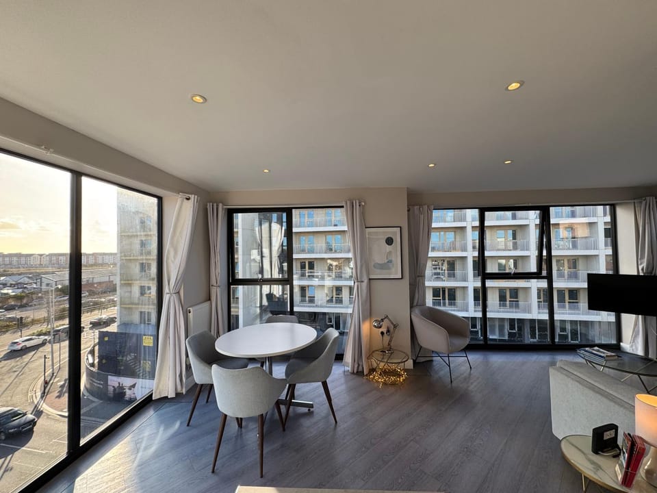 Penthouse - Harbour Views Apartment in Poole