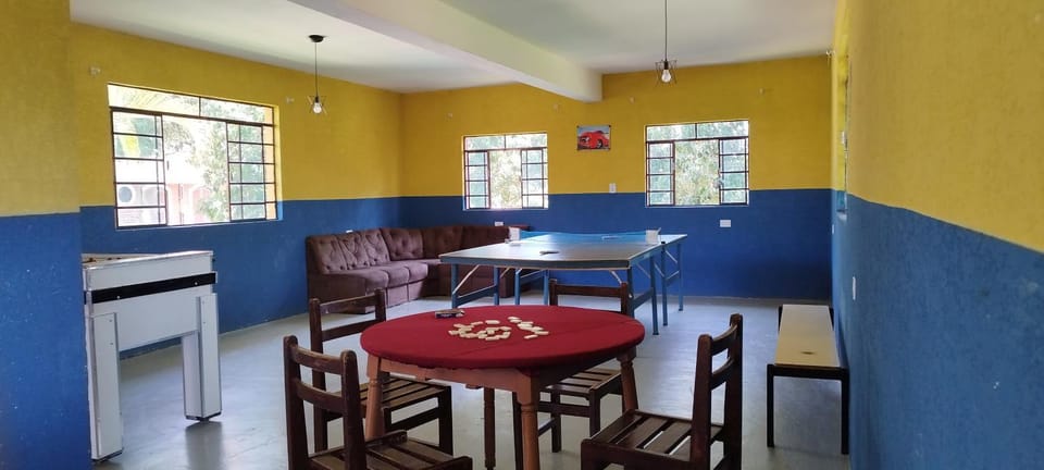 Billiard, Game Room